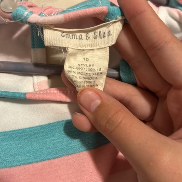 pink white and blue dress - Picture 3 of 3